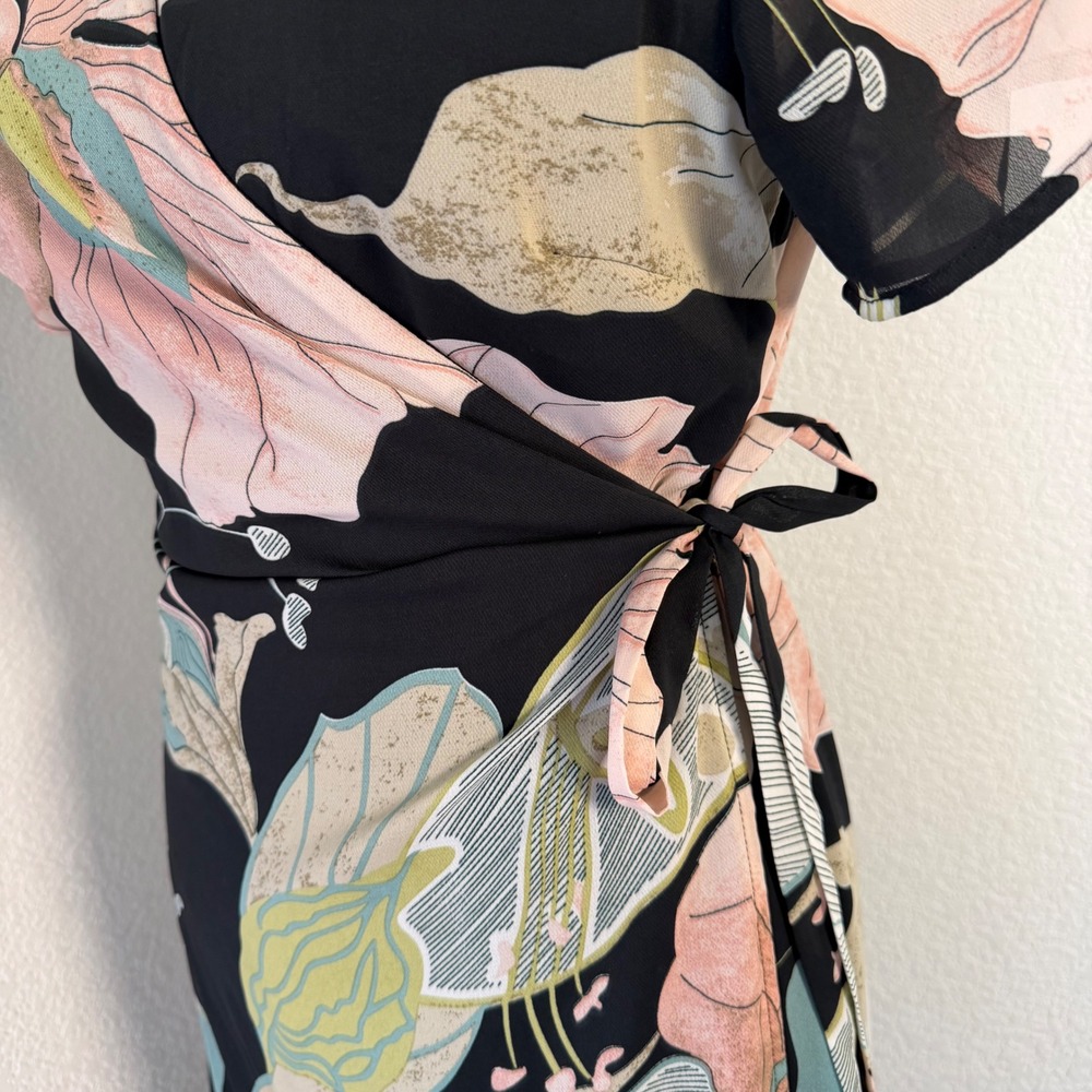 SheIn Wrap Maxi Dress Womens Large Black Pink Floral Chiffon Short Sleeve Boho - Picture 4 of 8